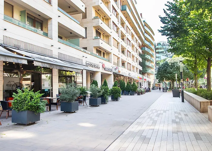 Corvin Gem2 Apartment With Parking